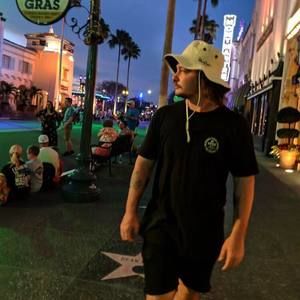 Meet your Posher, Dylan